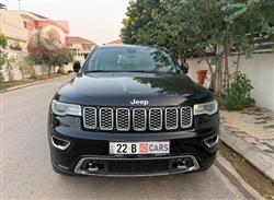 جیپ گراند شیرۆکی